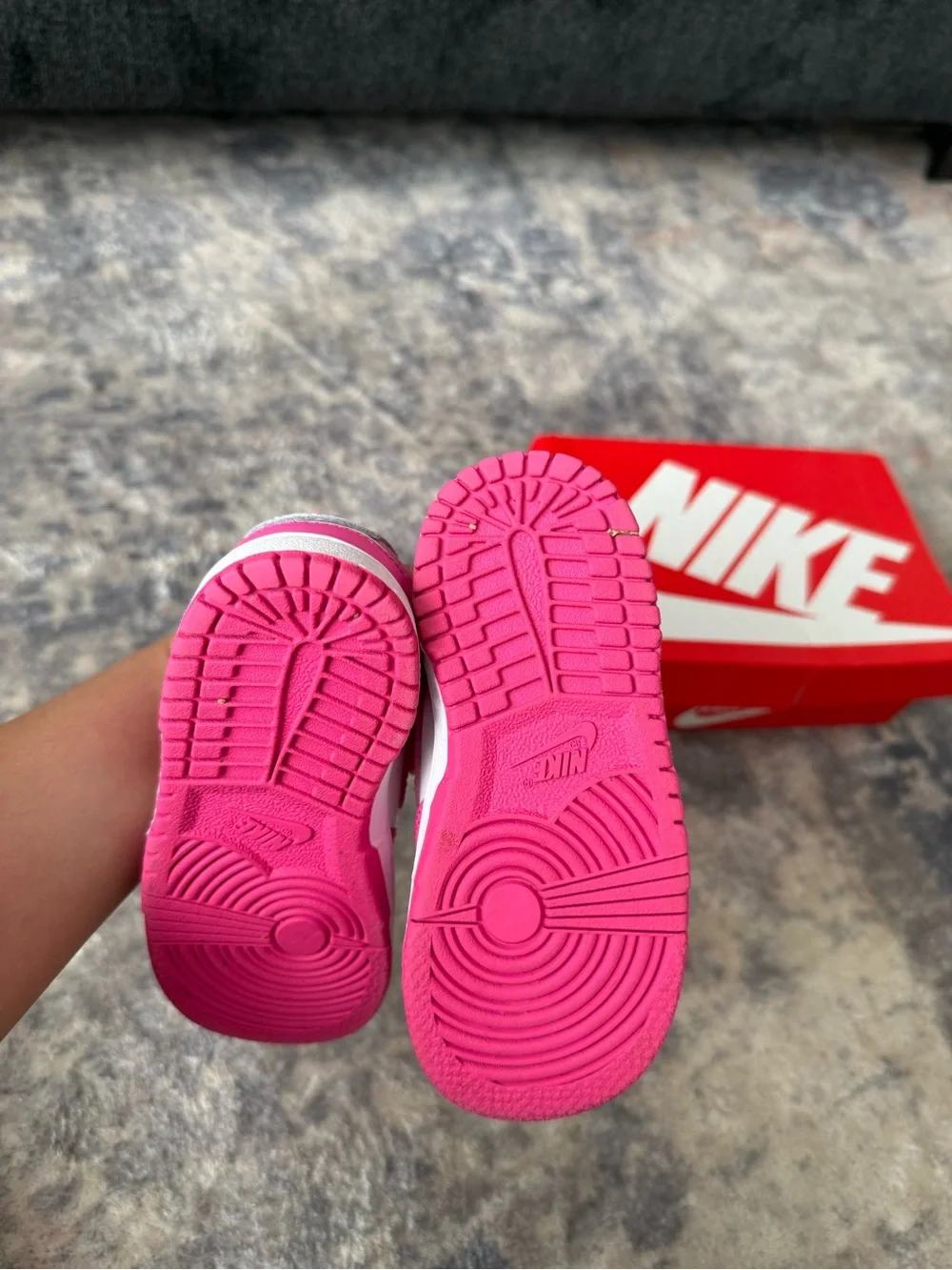 Nike Kids Pink and White Low-Top Sneakers with Velcro Strap